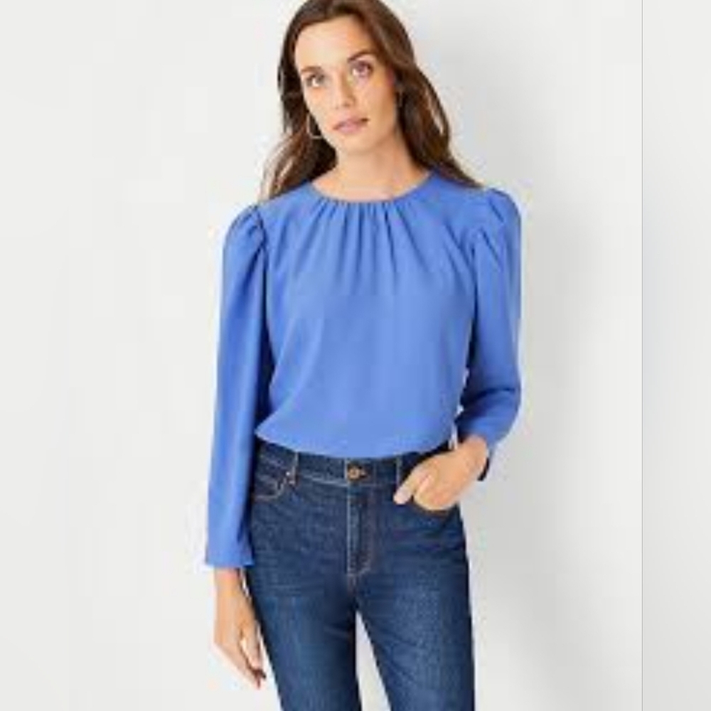 Ann Taylor Shirred Button Back Top in French Riveria size small petite
